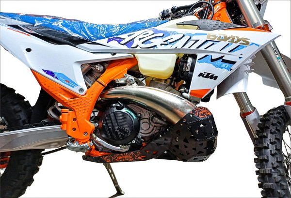 MOTOES Bash Plate With Pipe Guard For KTM-HUSKY-GASGAS 2023-2025 TBI 250/300 2T BLACK